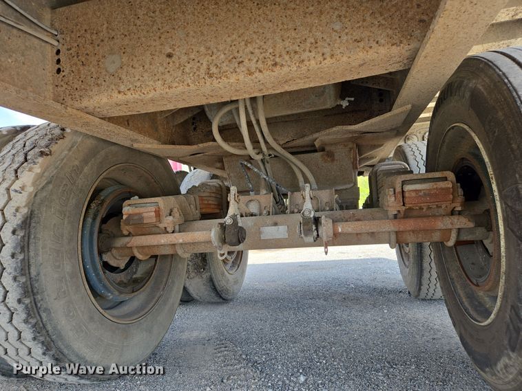 image for item EJ7516 1995 Dorsey 28-DAT end dump trailer