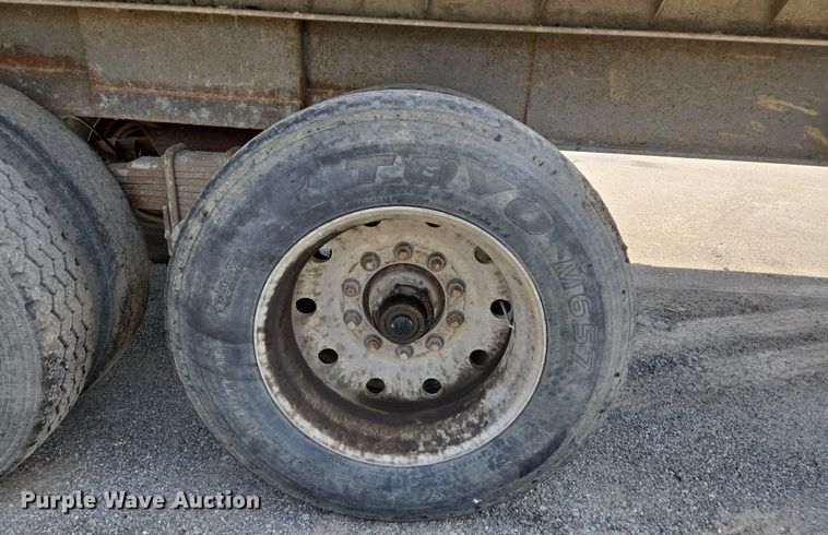 image for item EJ7516 1995 Dorsey 28-DAT end dump trailer