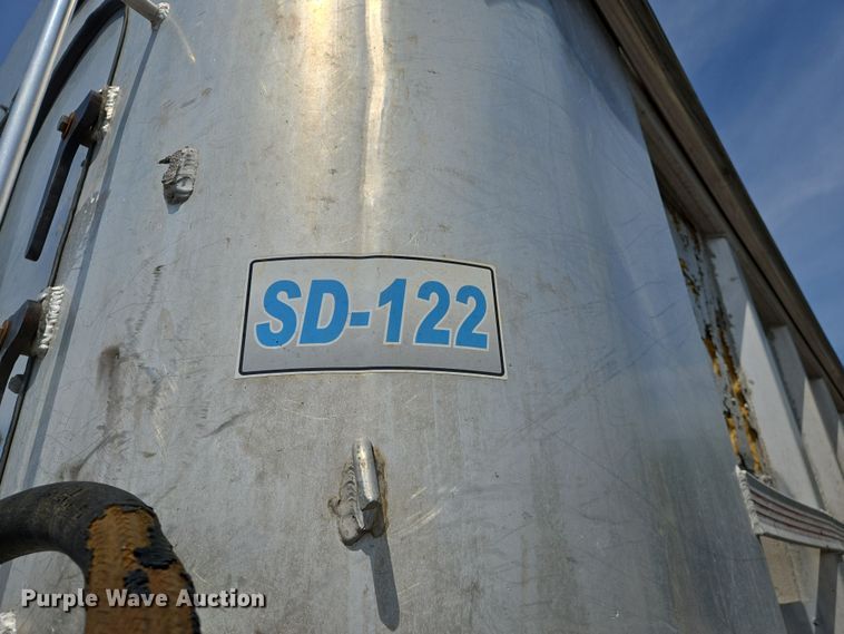 image for item EJ7517 1977 East Trailer end dump trailer