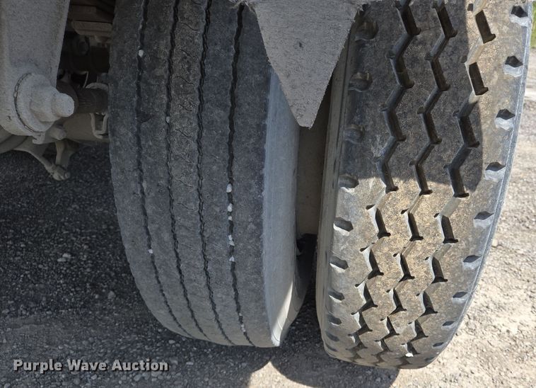 image for item EJ7517 1977 East Trailer end dump trailer