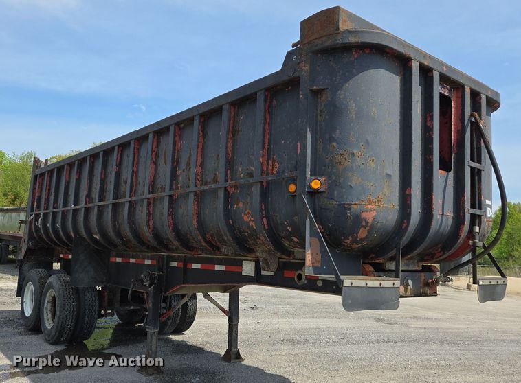 image for item EJ7518 1970 Fruehauf ND1F2-22-7 1/2DB5-24 end dump trailer