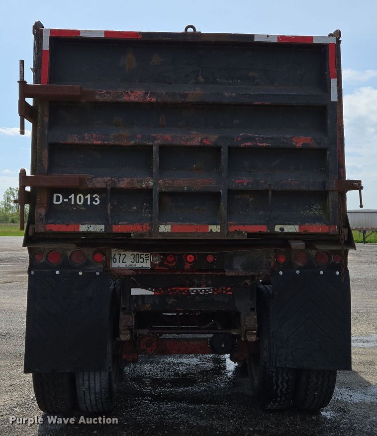 image for item EJ7518 1970 Fruehauf ND1F2-22-7 1/2DB5-24 end dump trailer