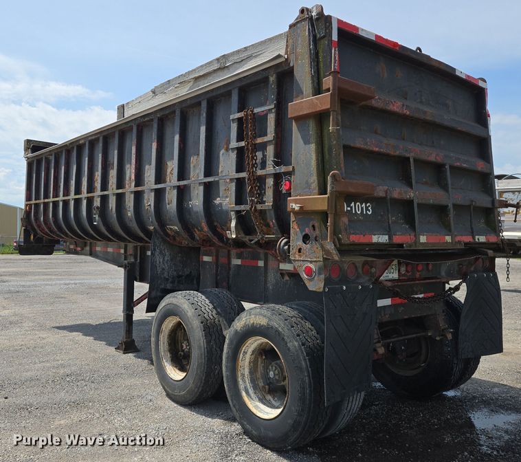 image for item EJ7518 1970 Fruehauf ND1F2-22-7 1/2DB5-24 end dump trailer