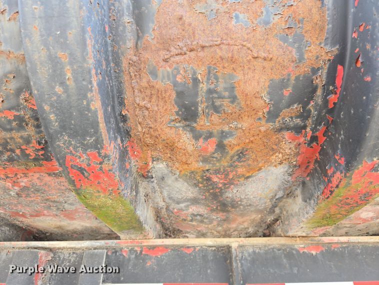 image for item EJ7518 1970 Fruehauf ND1F2-22-7 1/2DB5-24 end dump trailer