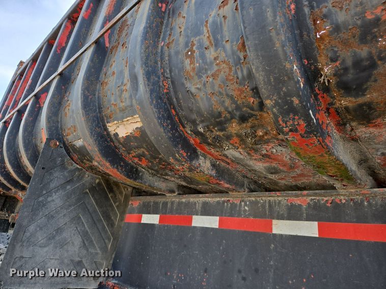 image for item EJ7518 1970 Fruehauf ND1F2-22-7 1/2DB5-24 end dump trailer