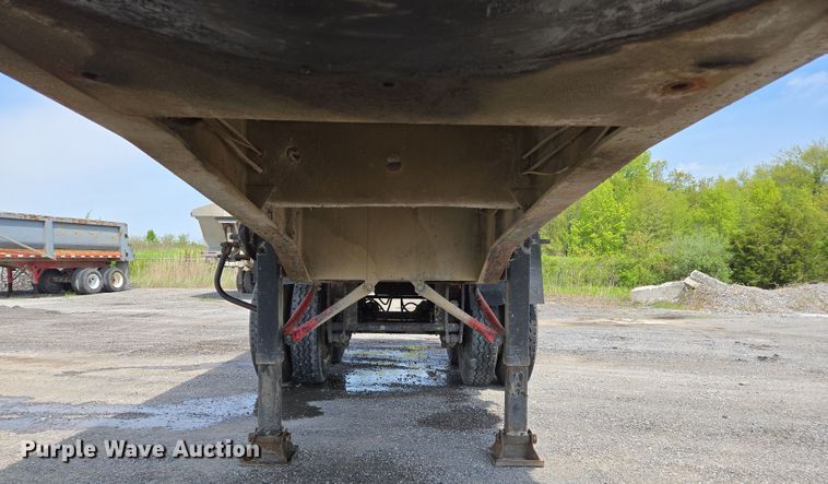 image for item EJ7518 1970 Fruehauf ND1F2-22-7 1/2DB5-24 end dump trailer