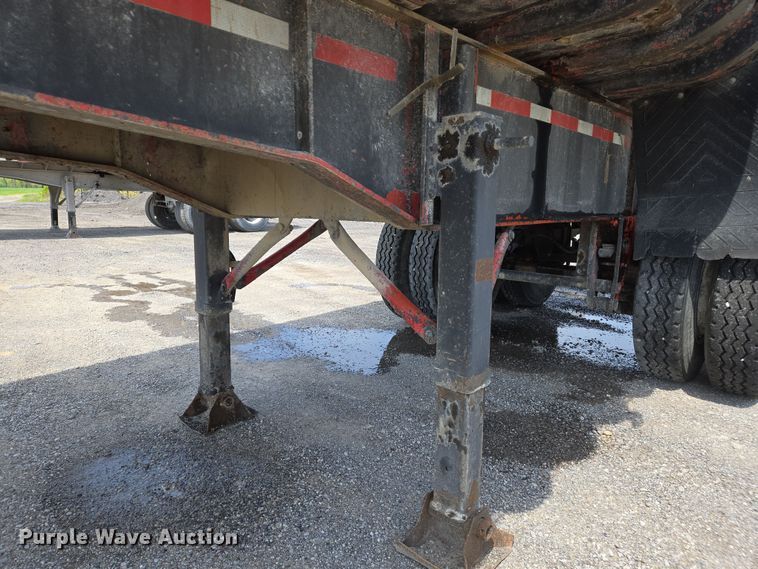 image for item EJ7518 1970 Fruehauf ND1F2-22-7 1/2DB5-24 end dump trailer