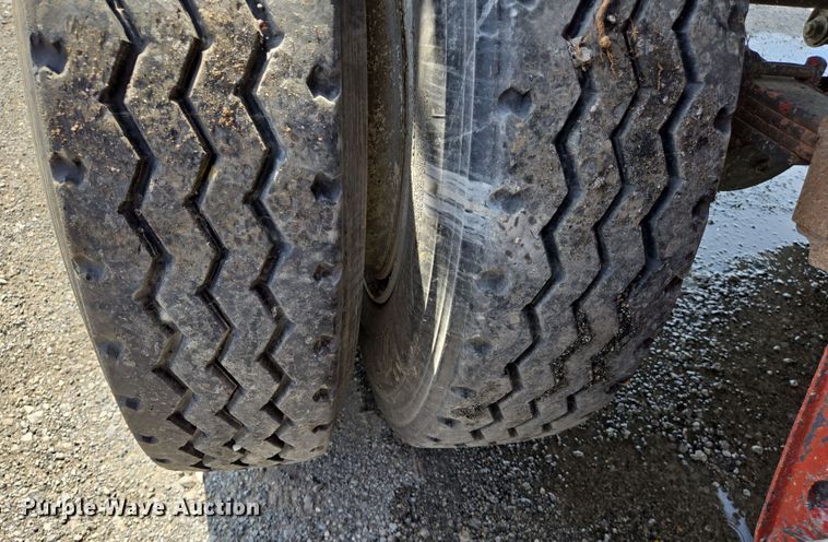 image for item EJ7518 1970 Fruehauf ND1F2-22-7 1/2DB5-24 end dump trailer