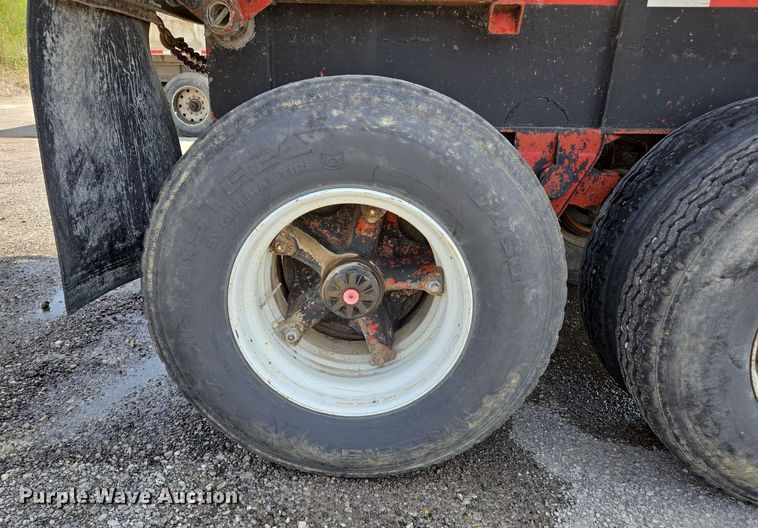 image for item EJ7518 1970 Fruehauf ND1F2-22-7 1/2DB5-24 end dump trailer