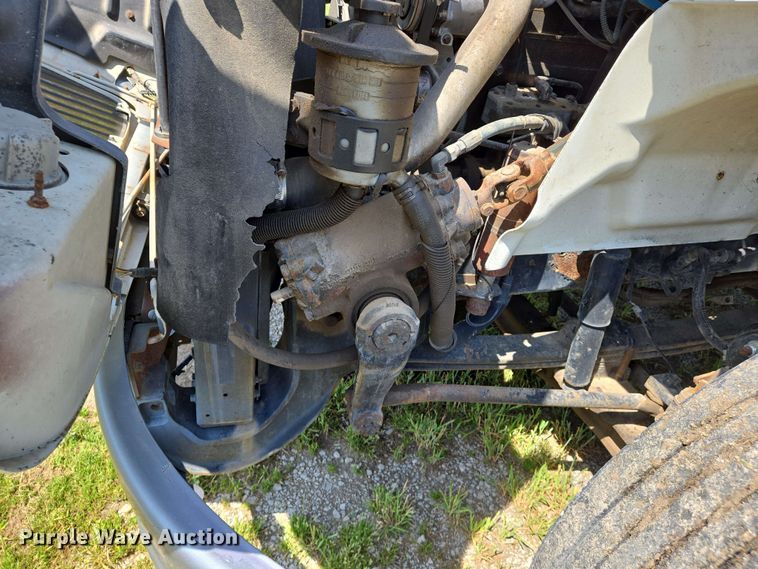 image for item EJ7534 2007 International 8600 semi truck