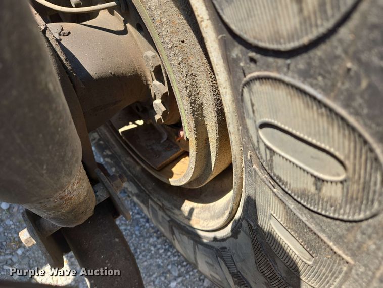 image for item EJ7534 2007 International 8600 semi truck