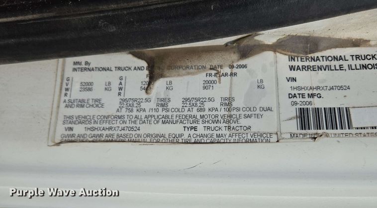 image for item EJ7534 2007 International 8600 semi truck