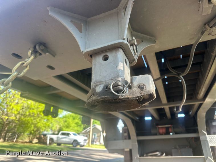 image for item EJ8648 2023 Diamond C SDX216 drop deck equipment trailer