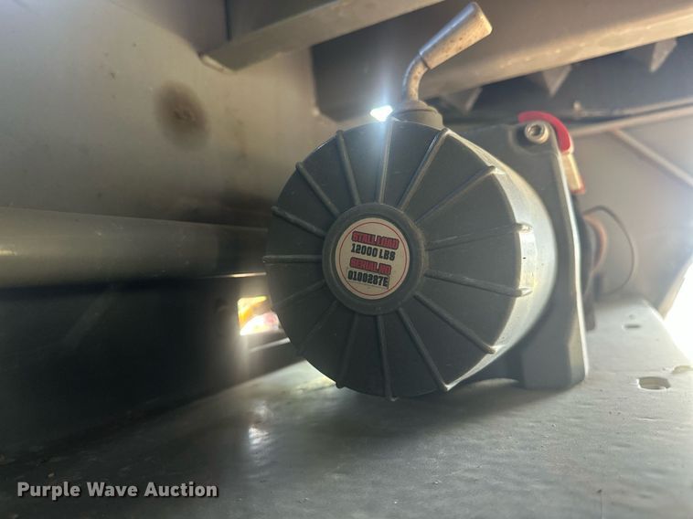 image for item EJ8648 2023 Diamond C SDX216 drop deck equipment trailer