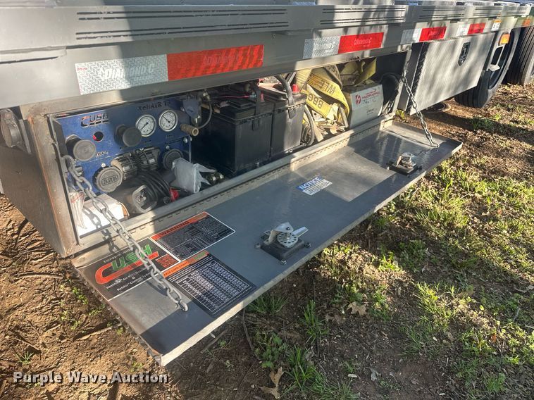image for item EJ8648 2023 Diamond C SDX216 drop deck equipment trailer