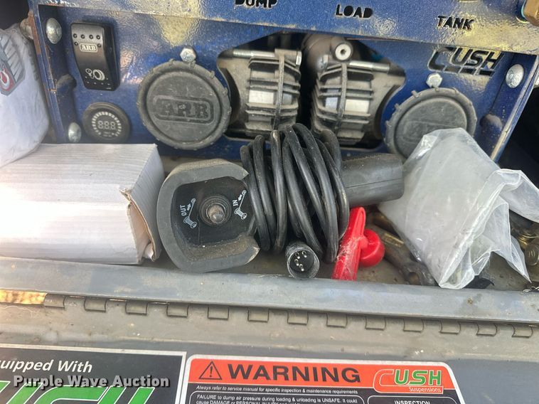 image for item EJ8648 2023 Diamond C SDX216 drop deck equipment trailer