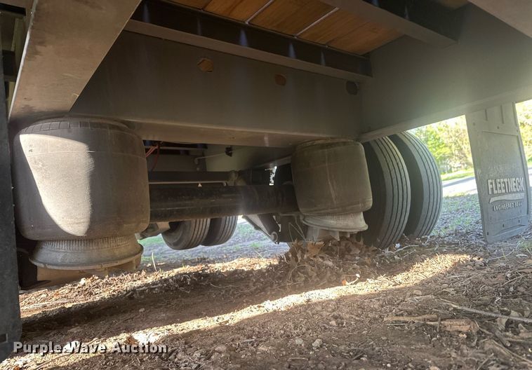 image for item EJ8648 2023 Diamond C SDX216 drop deck equipment trailer