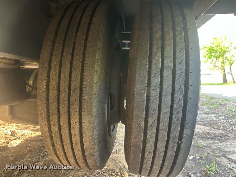 image for item EJ8648 2023 Diamond C SDX216 drop deck equipment trailer