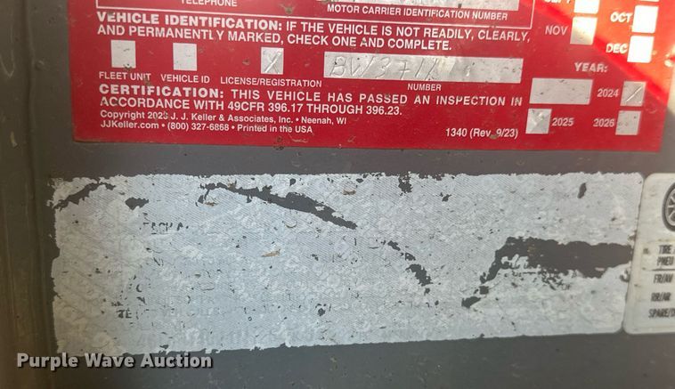 image for item EJ8648 2023 Diamond C SDX216 drop deck equipment trailer