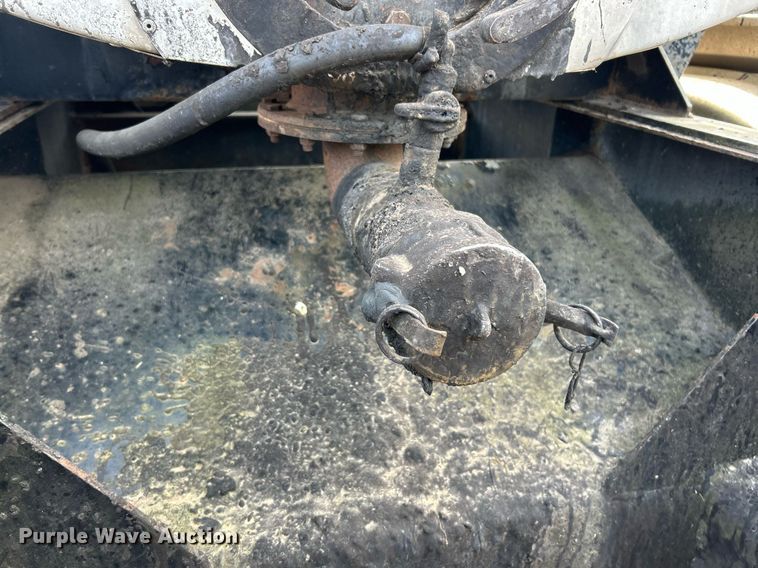 image for item EK2791 1992 Etnyre LWR tank trailer