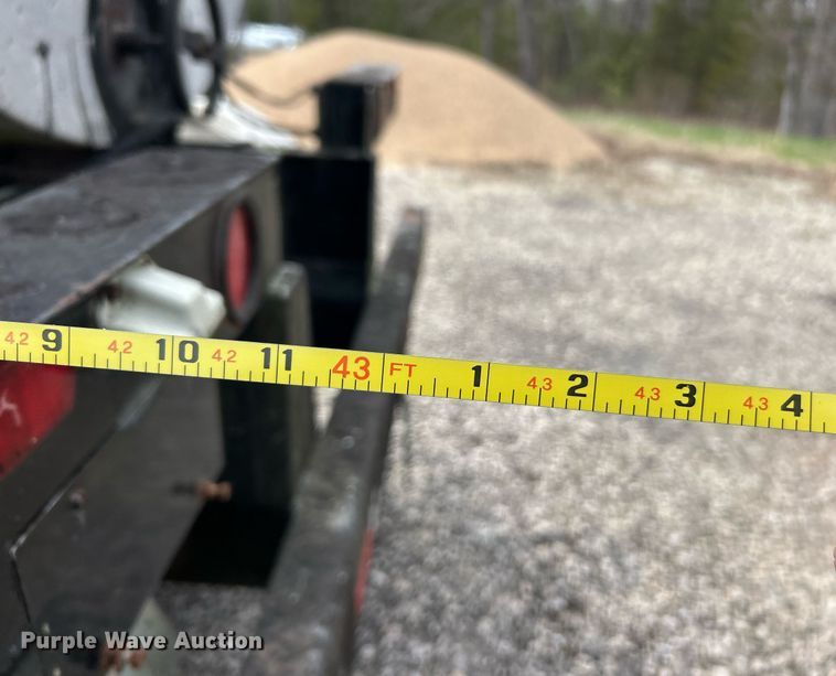 image for item EK2791 1992 Etnyre LWR tank trailer