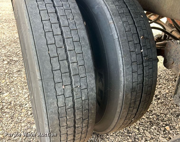 image for item EK2791 1992 Etnyre LWR tank trailer