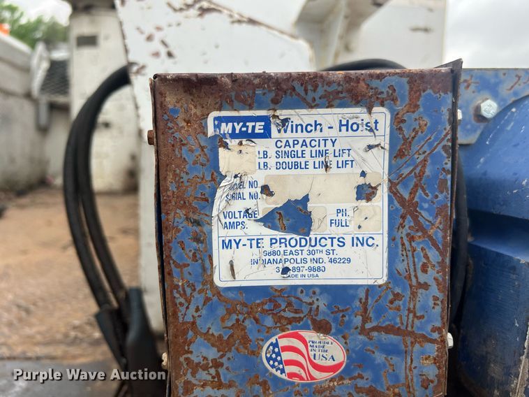 image for item EL2045 2009 Ford F750 bucket truck