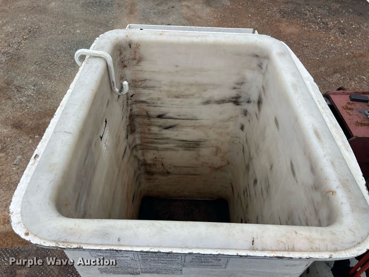 image for item EL2045 2009 Ford F750 bucket truck