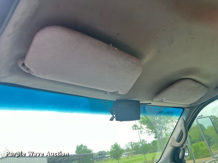 image for item EL2045 2009 Ford F750 bucket truck