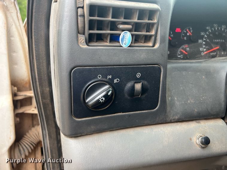 image for item EL2045 2009 Ford F750 bucket truck