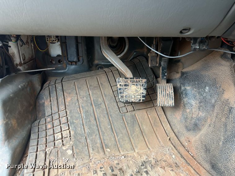 image for item EL2045 2009 Ford F750 bucket truck