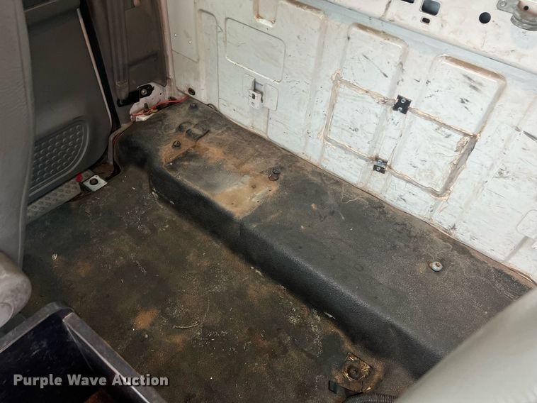 image for item EL2045 2009 Ford F750 bucket truck