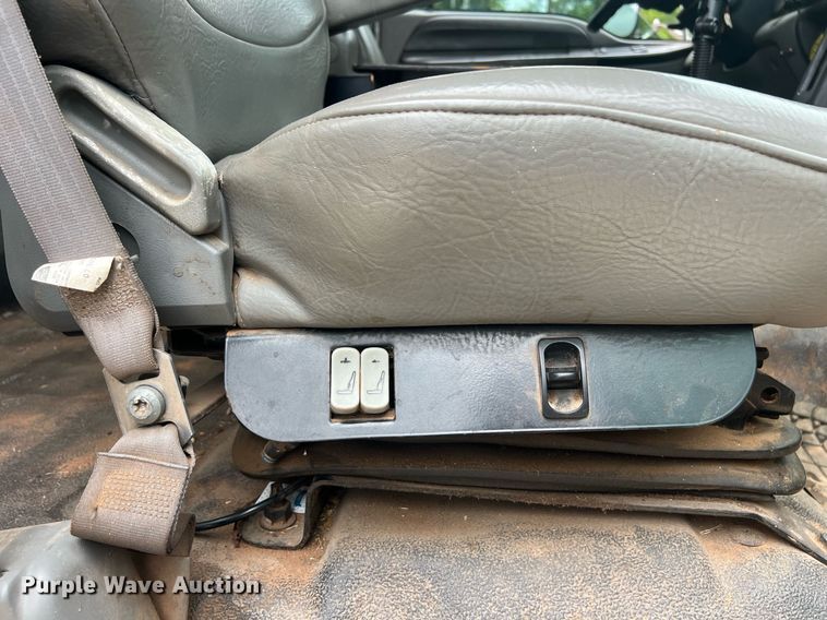 image for item EL2045 2009 Ford F750 bucket truck