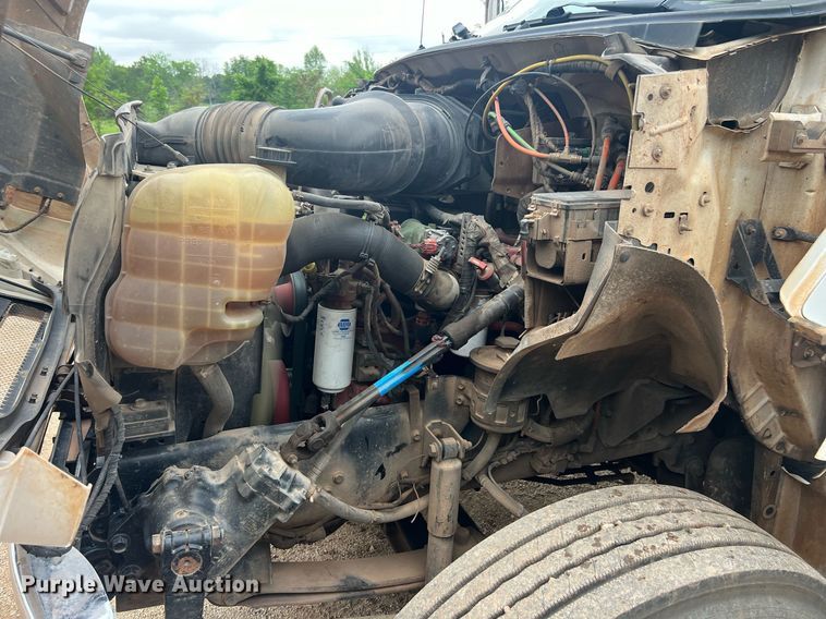 image for item EL2045 2009 Ford F750 bucket truck