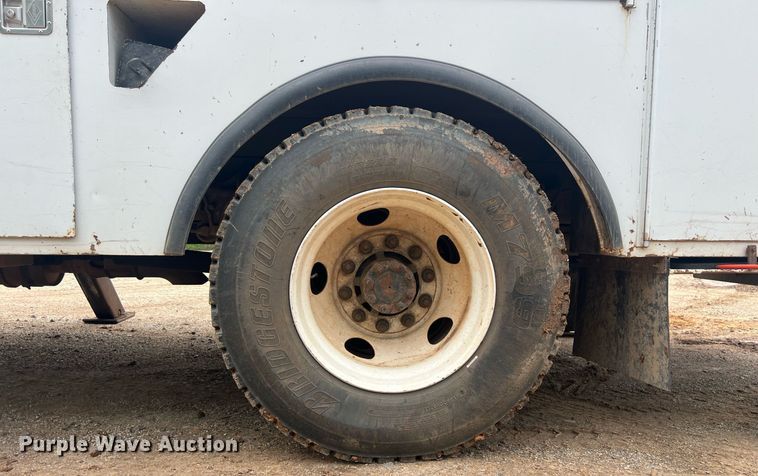 image for item EL2045 2009 Ford F750 bucket truck