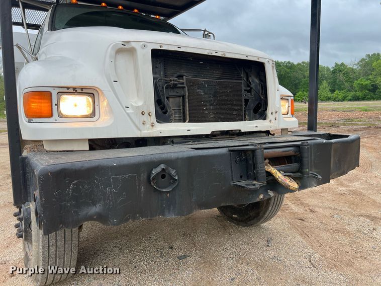 image for item EL2047 2006 Ford F750 forestry bucket truck