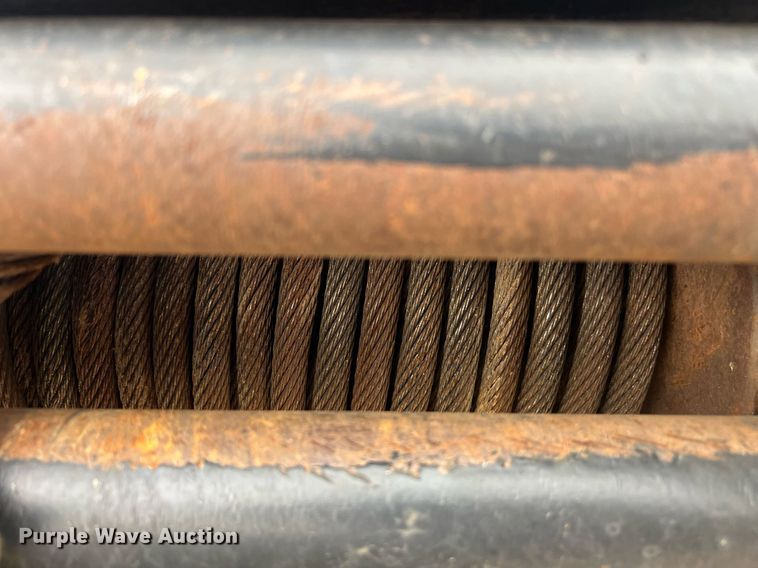 image for item EL2047 2006 Ford F750 forestry bucket truck