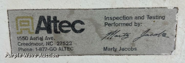 image for item EL2047 2006 Ford F750 forestry bucket truck