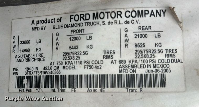 image for item EL2047 2006 Ford F750 forestry bucket truck