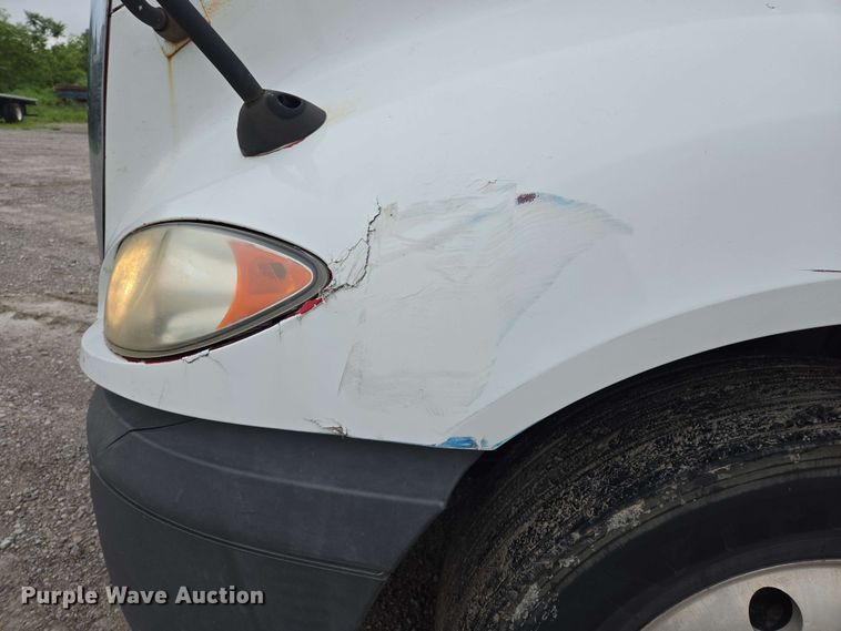 image for item EL2066 2010 International ProStar semi truck