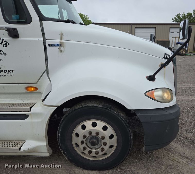 image for item EL2066 2010 International ProStar semi truck