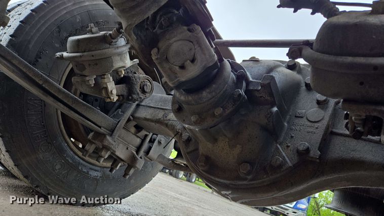 image for item EL2066 2010 International ProStar semi truck