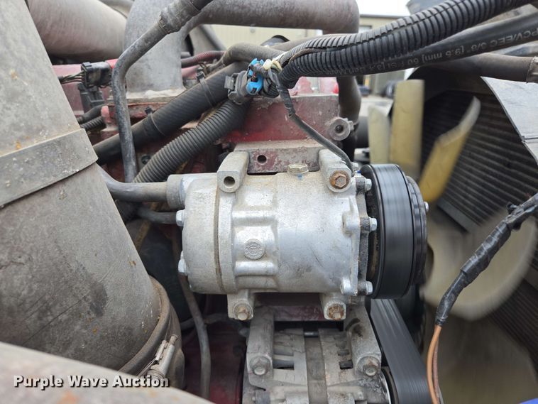 image for item EL2066 2010 International ProStar semi truck