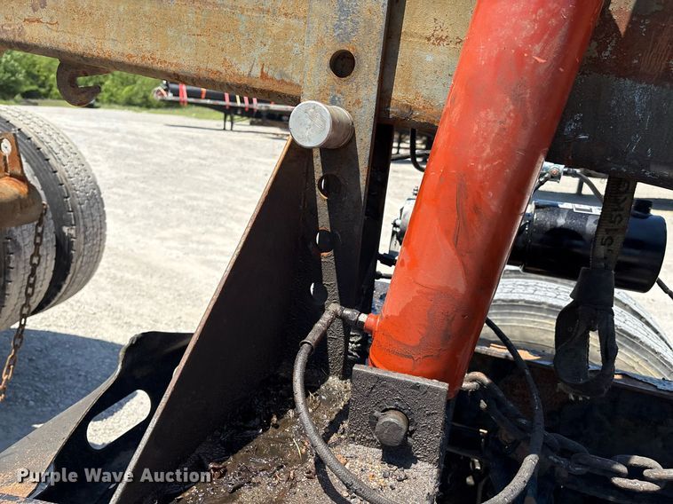 image for item EM2517 Fifth wheel wrecker