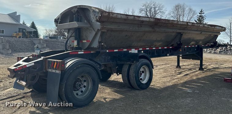 image for item EN3019 2016 Cross Country  200-43 side dump trailer