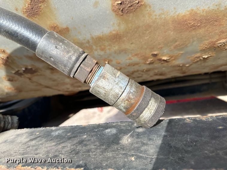 image for item EN3019 2016 Cross Country  200-43 side dump trailer