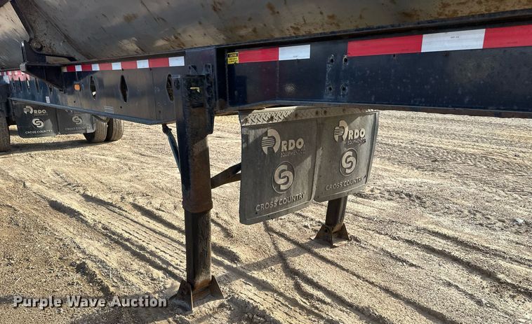 image for item EN3019 2016 Cross Country  200-43 side dump trailer