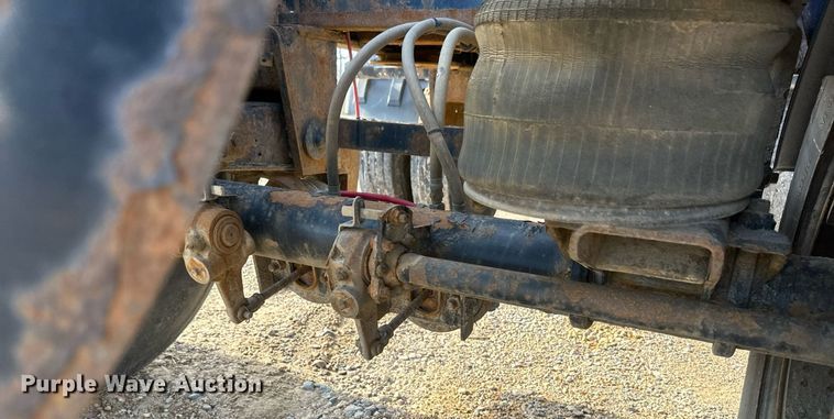 image for item EN3019 2016 Cross Country  200-43 side dump trailer