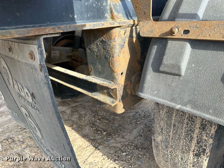 image for item EN3019 2016 Cross Country  200-43 side dump trailer