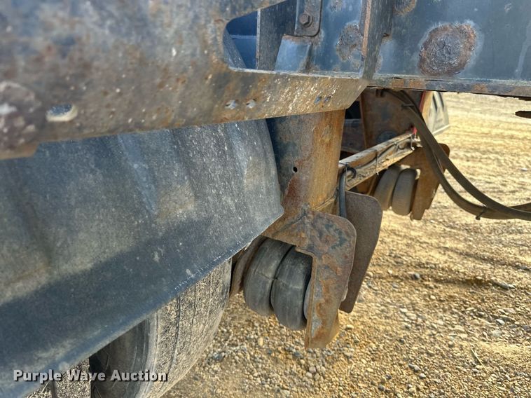 image for item EN3019 2016 Cross Country  200-43 side dump trailer